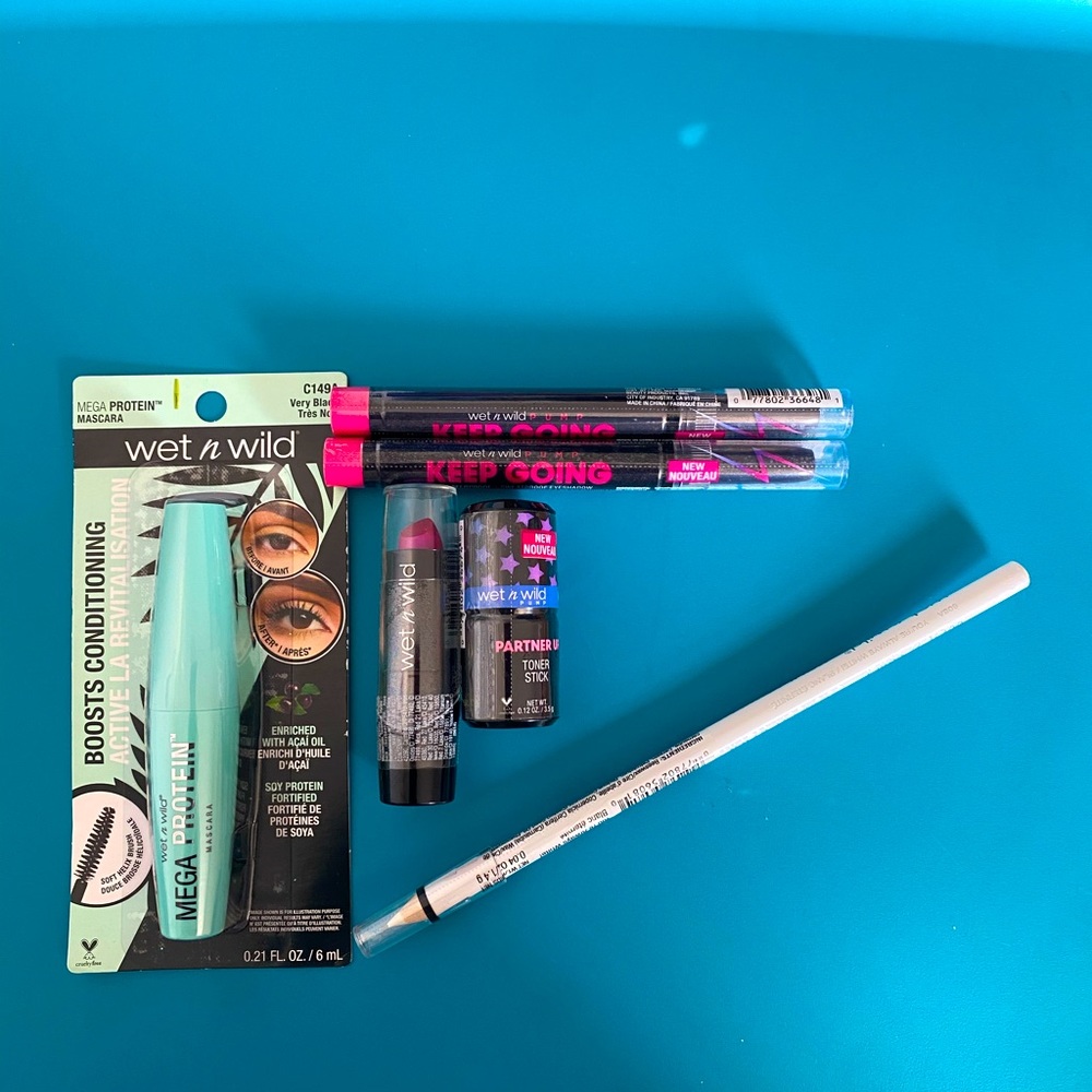 Wet n Wild makeup bundle